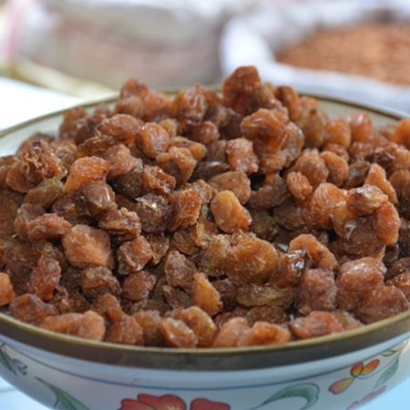 DEHYDRATED KINNAURI GRAPES/RAISINS